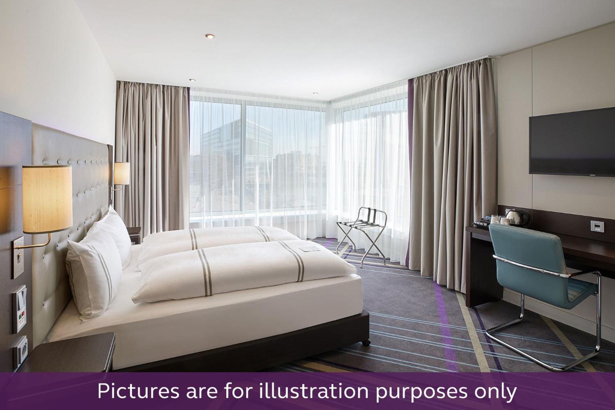 Premier Inn Stuttgart City Centre Kültér fotó